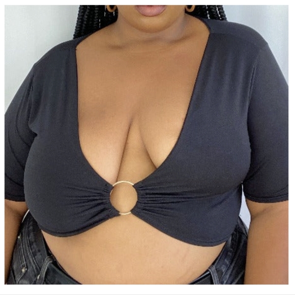 Nueboo Adhesive Bra ) Boob Tape - Picture 2 of 5